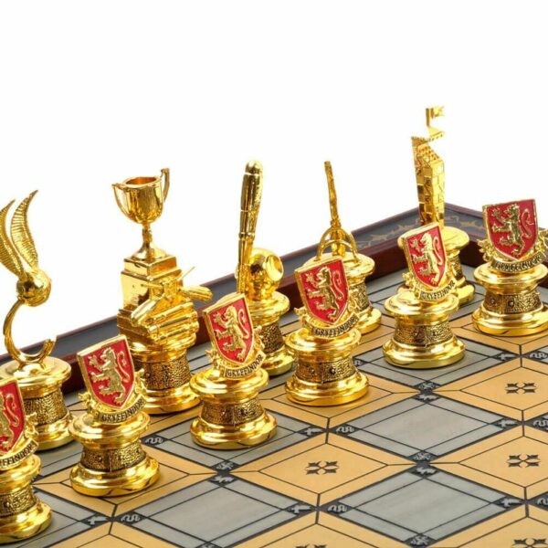 Scacchiera Harry Potter Set di scacchi di Quidditch delle Case di Hogwarts - immagine 3