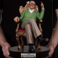 Stan Lee Master Craft Statua Il Re dei Cammei