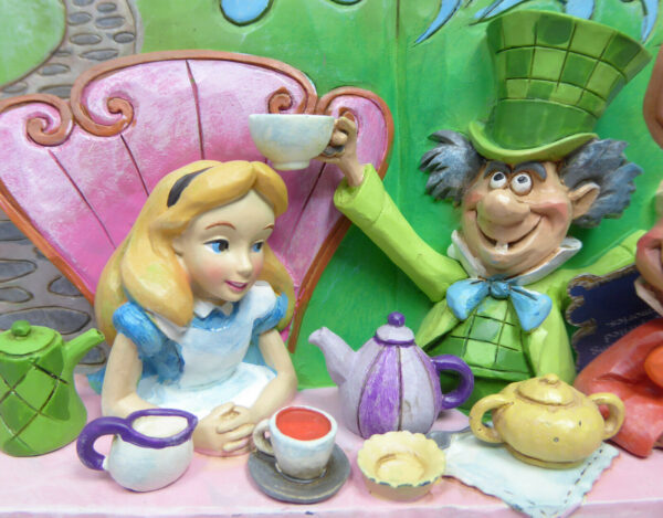 Walt Disney Jim Shore Alice Storybook - immagine 4