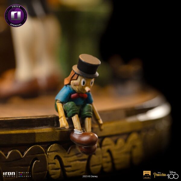 Disney Deluxe Art Scale Statue Pinocchio 42 cm - immagine 6