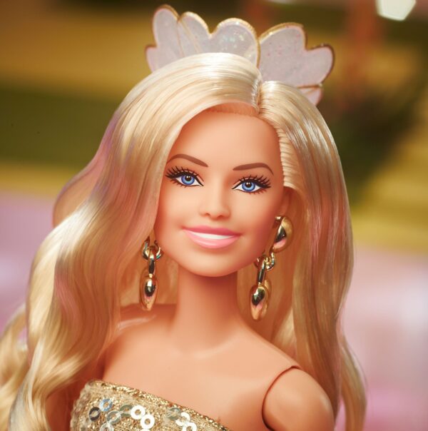 Barbie The Movie Doll Barbie in tuta da discoteca dorata - immagine 10