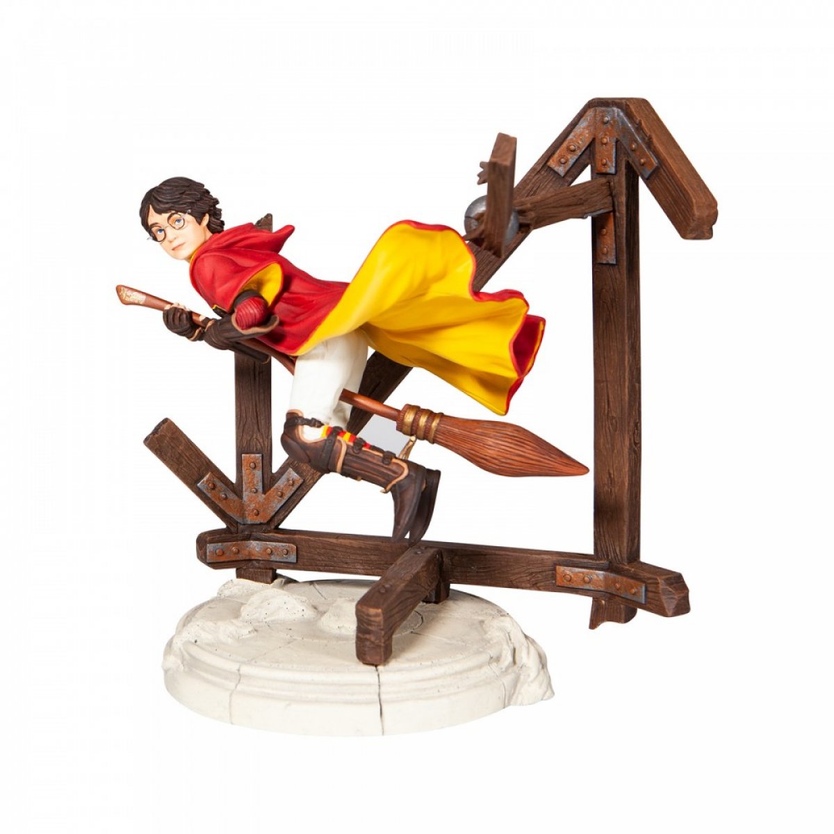 Harry Potter Giocando a Quidditch Warner Bros. Entertainment Inc Statue - immagine 2
