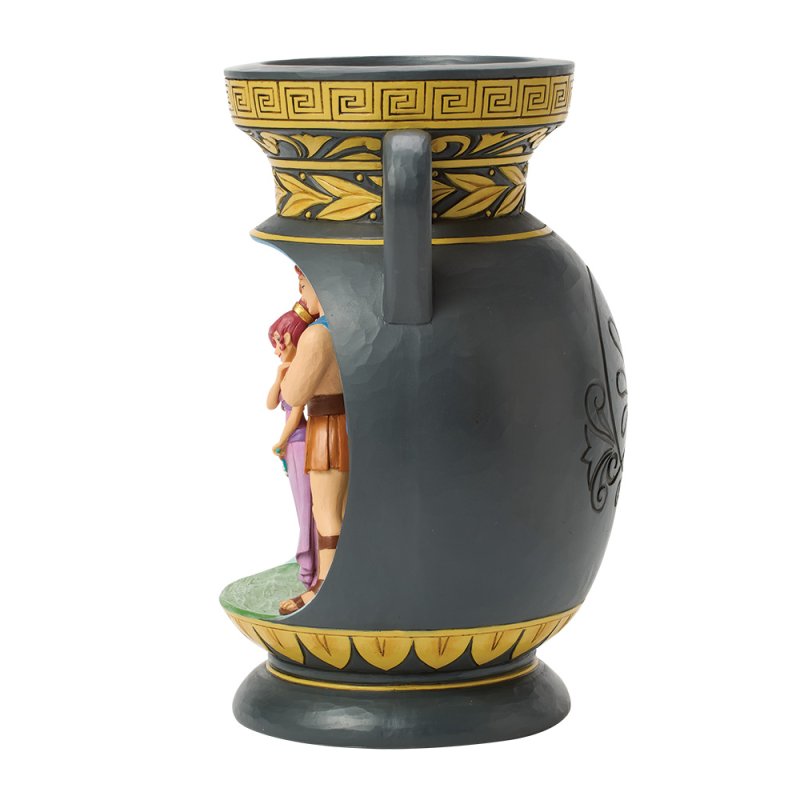 statuetta di hercules nella scena del vaso, prodotta da disney traditions.